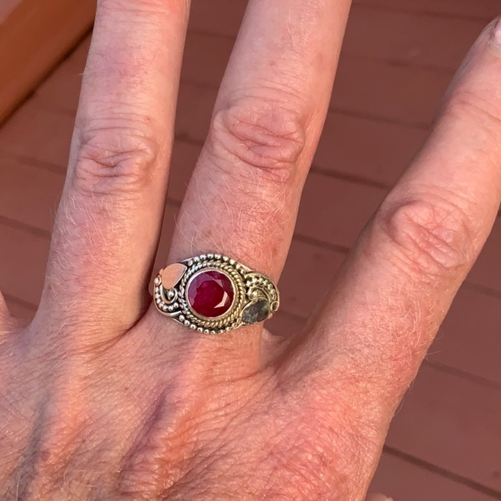 BOUTIQUE NATURAL FACETED RUBY 925 SILVER RING, 8.5 - Picture 11 of 13